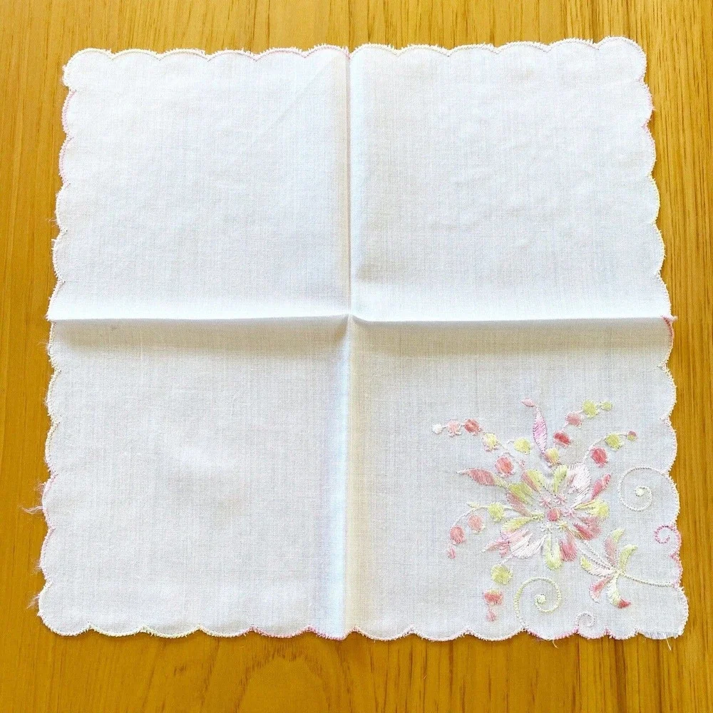Vintage Handkerchief Hanky Embroidered Pink Green Flowers Scalloped Edge 10" - Picture 2 of 5
